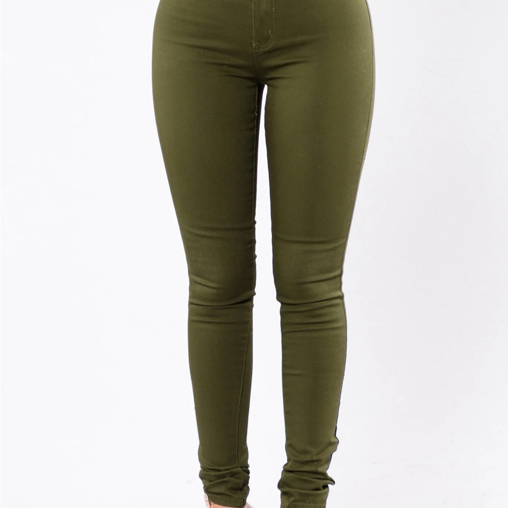 Standard size 5 Fashion Nova Forest Green Skinny Denim